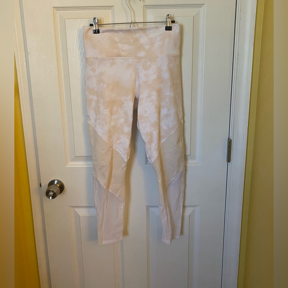 Fabletics high waisted leggings rarely worn